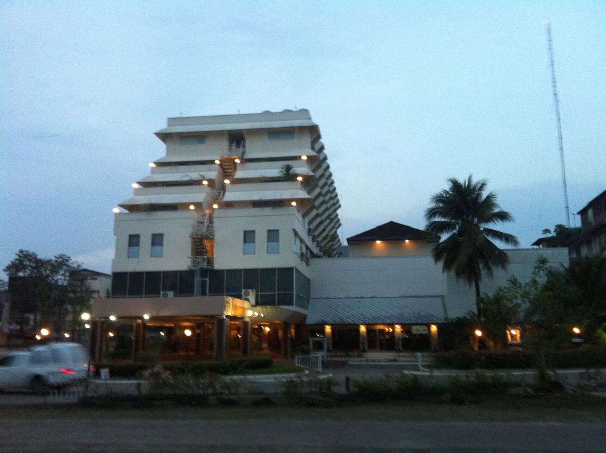 Paradorn Inn Chumphon Exteriér fotografie