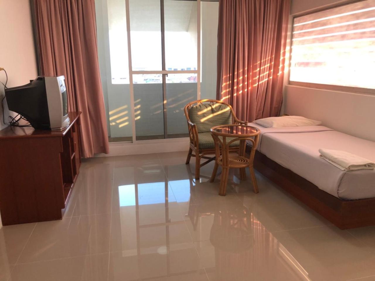 Paradorn Inn Chumphon Exteriér fotografie